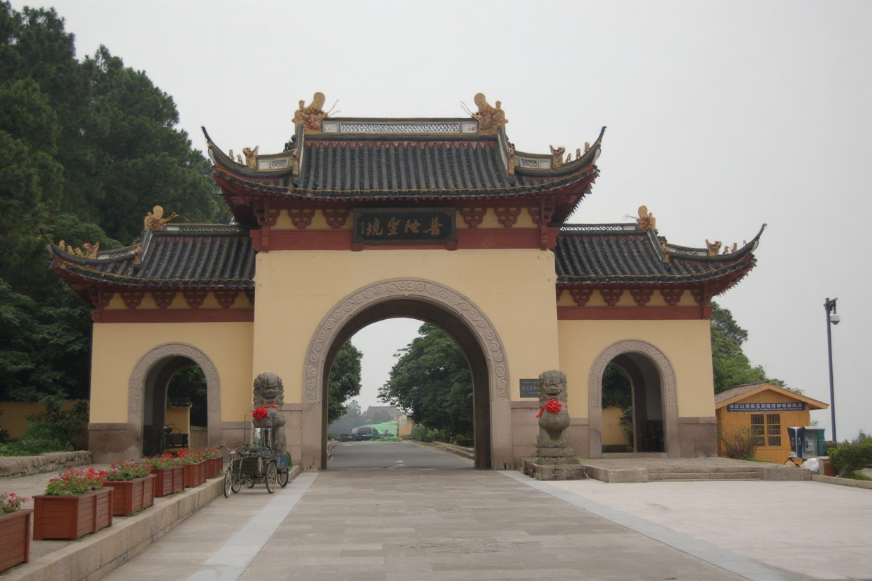 以门楼为笺，镌刻时期的匠心诗行